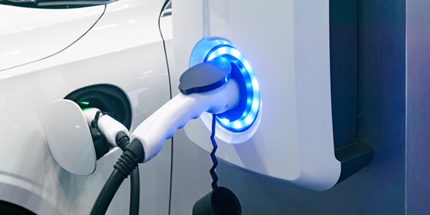 Avrupa'da elektrikli otomobil satışları fırladı