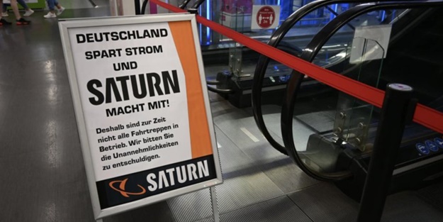 Avrupa'da enerji krizi! Yürüyen merdivenleri durdurdular