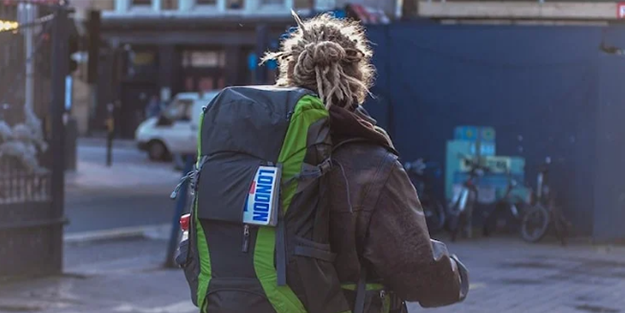 Avrupa'da erasmus çilesi! Öğrenciler sokaklarda kaldı