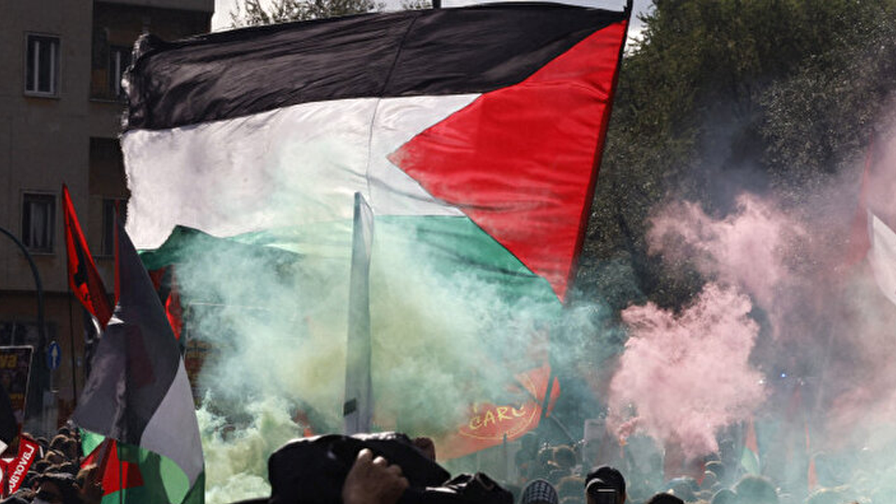 Avrupa'da Filistin'e destek gösterilerinde polis terörü!