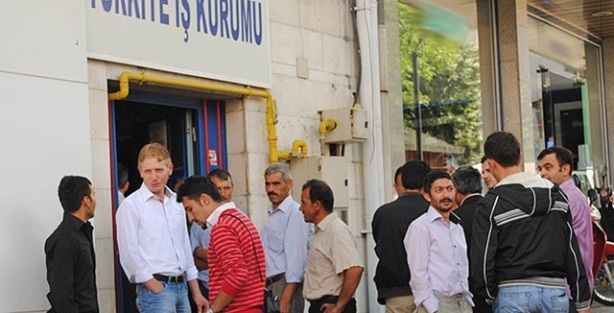 Avrupa'da genç işsizlik oranı yükseldi, Türkiye'de düştü