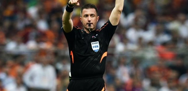 Avrupa'da haftanın kritik maçına Türk hakem!