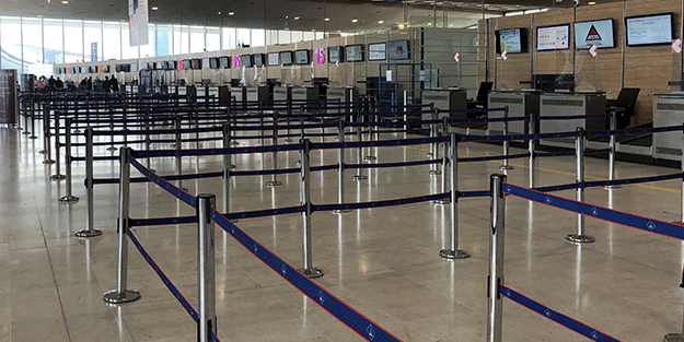 Avrupa'da kriz bitmiyor! Fransa'da adeta hayat durdu