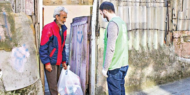 Avrupa’da raflar boş Türkiye’de evlere servis!