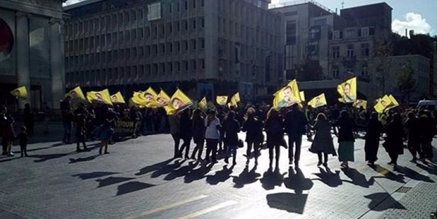 Avrupa'da terör kol geziyor