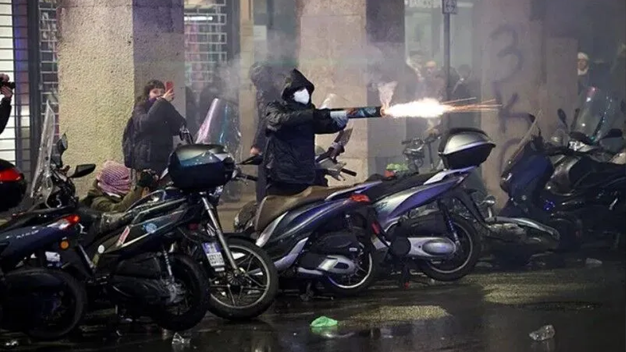 Avrupa'da Yahudi nefreti dinmiyor!