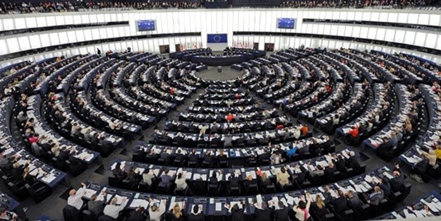 'Ermeni soykırımı iddialarını' tanıma çağrısı