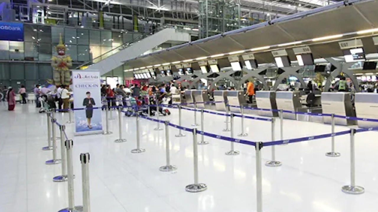 Avrupalı yolcuların ülkeye bu ürünleri getirmesi yasaklandı: İngiltere'de