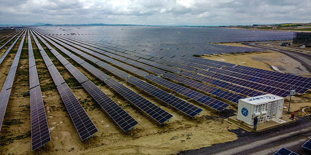 Avrupa'nın en büyük GES'i Konya'da üretime başladı