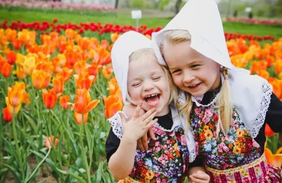 Avrupa'nın en mutlu çocukları o ülkede