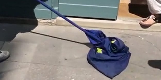 Avrupa’nın ortasında büyük kriz! AB bayrağını paspas yaptılar