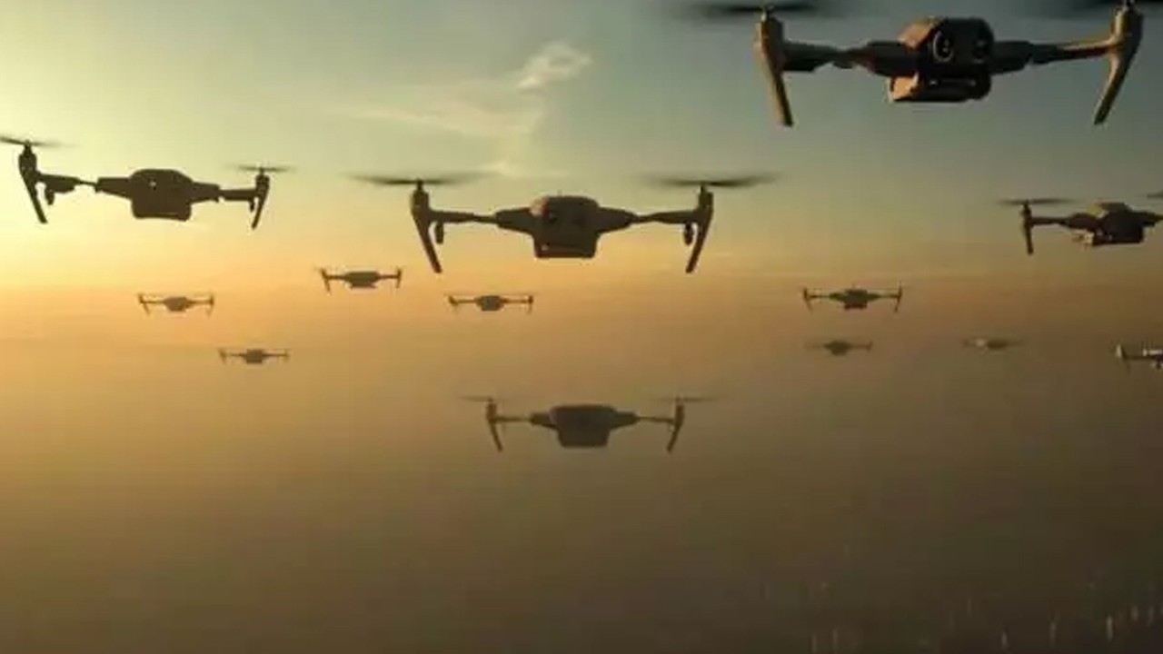 Avrupa'da bir cisim havalimanlarını felç ediyor: Bir türlü tespit edemediler