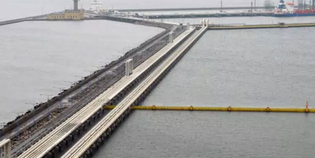 Avrupa'ya petrol taşıyan hatta sızıntı