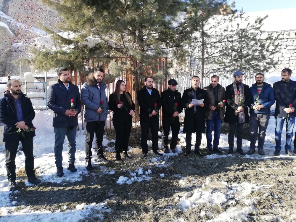 Avukat Cumhur Keskin mezarı başında anıldı 
