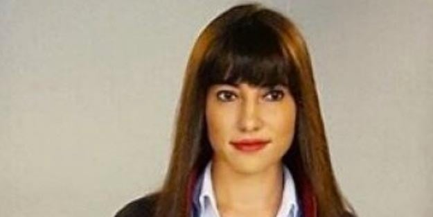 Avukat Tuğçe Çetin kimdir? Yasalar bayan avukatın resmi kılık kıyafeti için ne diyor?