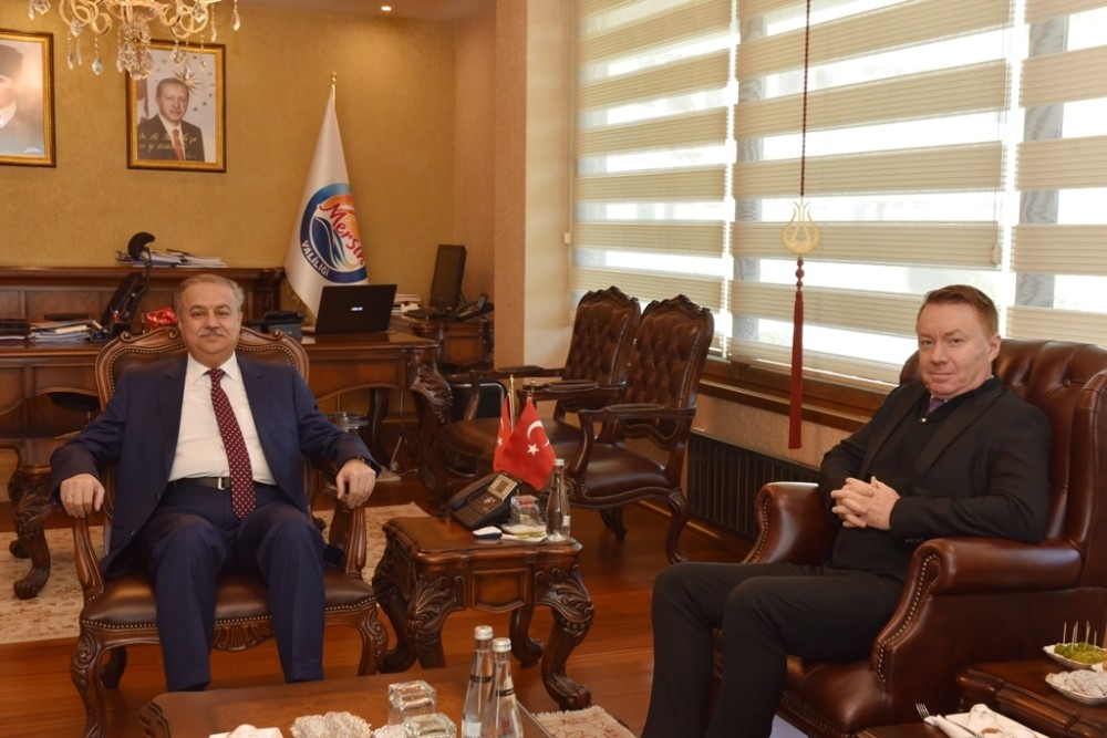 Avustralya Ankara Büyükelçisi Brown Mersin’de 