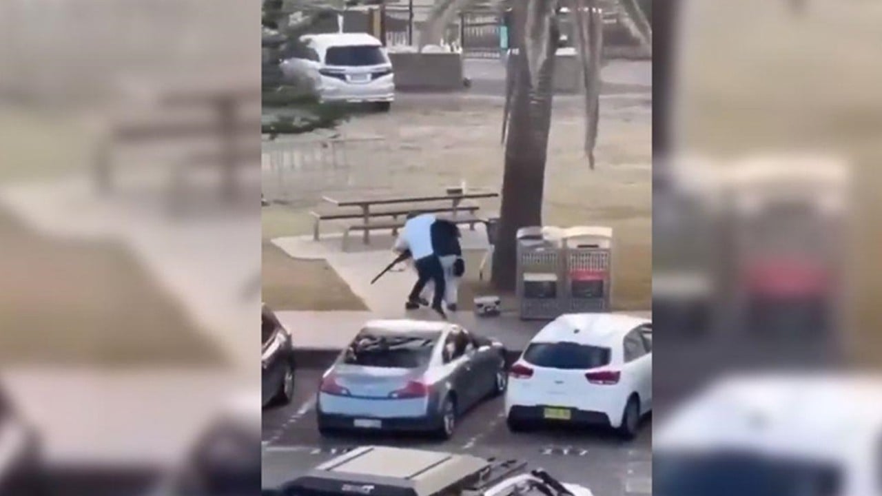 Avustralya, Sydney'deki saldırgana müdahale edip yaralanan Ahmed El Ahmed tedavi altında