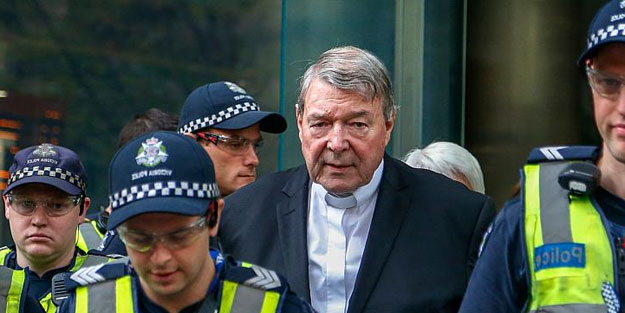 Çocuk tacizcisi Kardinal'in mahkemesinde karar verildi