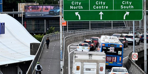 O ülkede 2. dalga şoku! Kısıtlamalar geri döndü