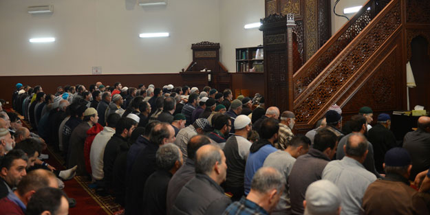 Avustralya’da ilk teravih kılındı