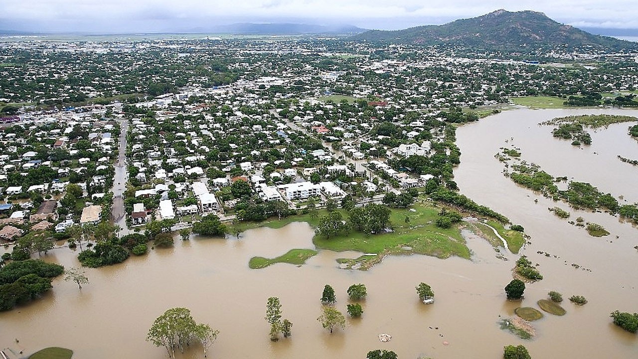 Avustralya’da sel felaketi! 2 kişi öldü