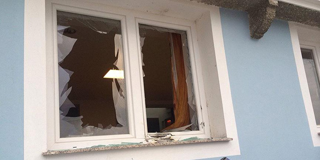 O ülkede camiye bombalı saldırı