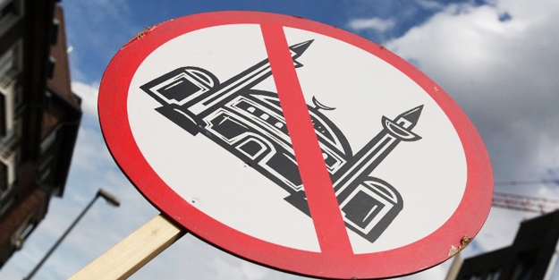 Hz.Muhammed'e hakarete 2 Yıl hapis