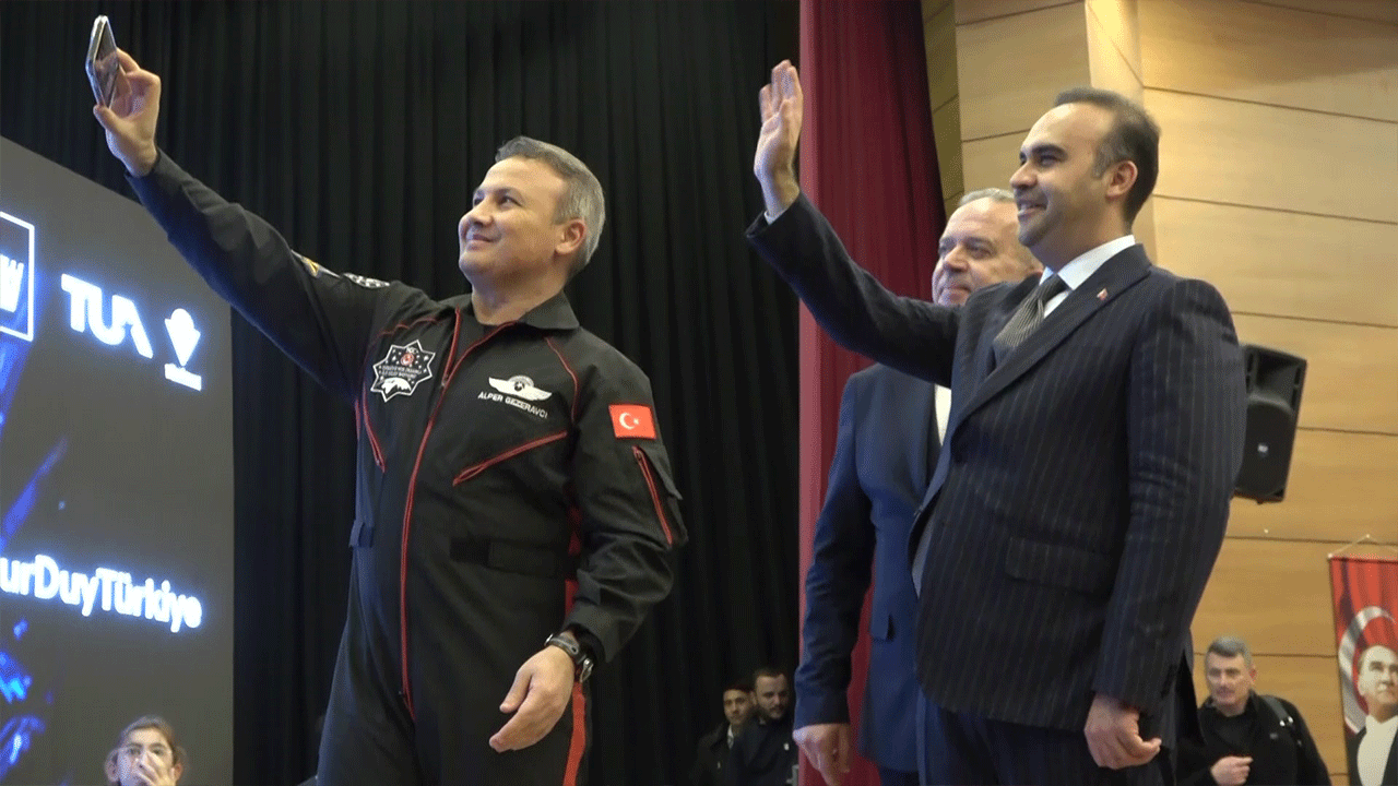 Ay hedefi için büyük adım: 