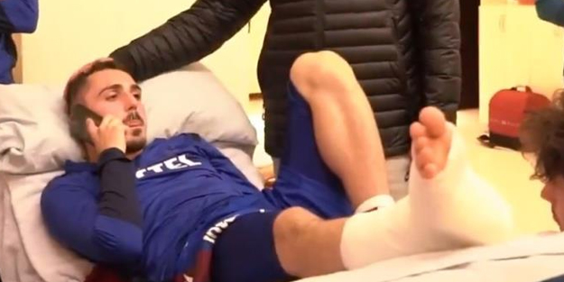 Ayağı kırılan Abdülkadir Ömür tedavi için İstanbul'da