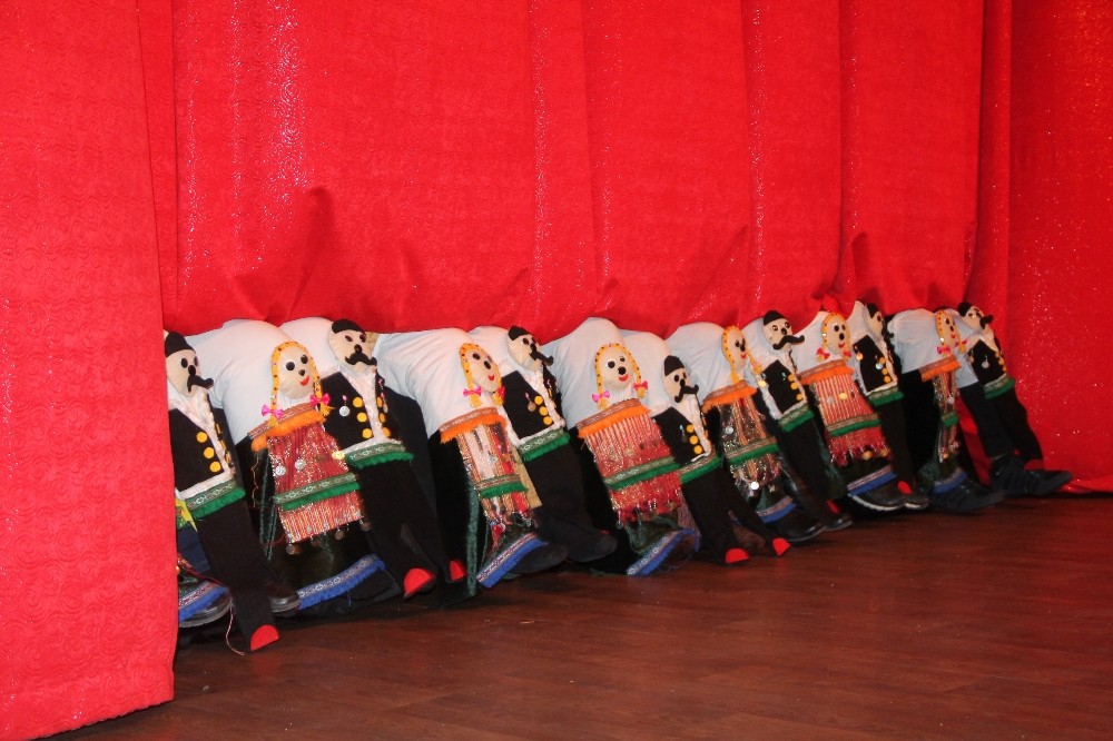 Ayak Kukla tiyatro gösterisi Türkiye’de ilk defa Amasya’da sahnelendi 