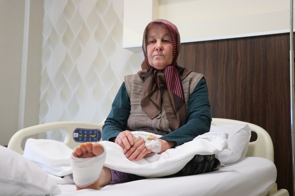 Ayak parmağındaki rahatsızlığından Denizli’de kurtuldu 