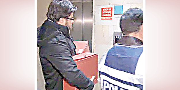 ‘Ayakkabı kutusu’na paraları polisler koymuş