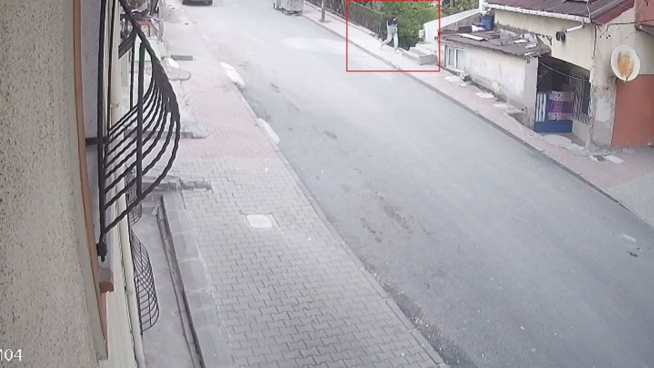 Ayakkabıyı gözüne kestirdi, geri dönüp çaldı!