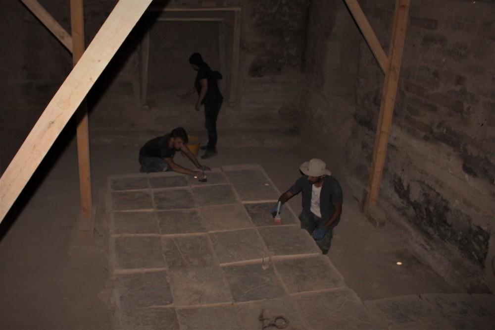 Ayanis Kalesi’nde gizemli bir oda bulundu 