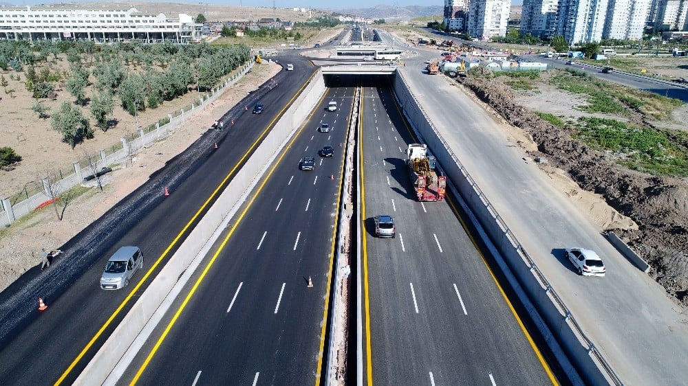 Ayaş Yolu-Sincan OSB önü alt geçidi trafiğe açıldı 