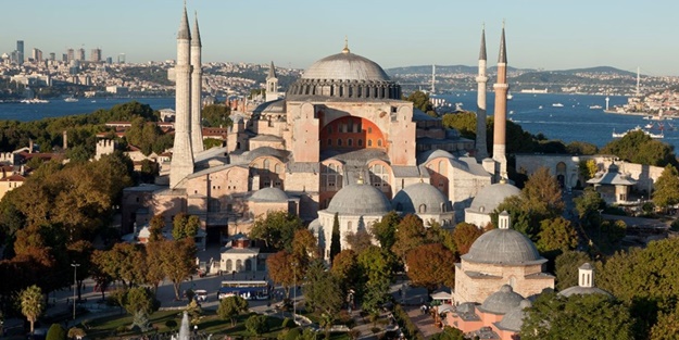 Ayasofya Cami-i Şerifi, Kur’an-ı Kerim tilavetleriyle açılacak