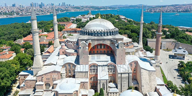 Ayasofya Camii için flaş karar! Ücretli olacak