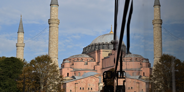 Ayasofya Camii ile ilgili flaş gelişme! Vatandaşlar bayram edecek...