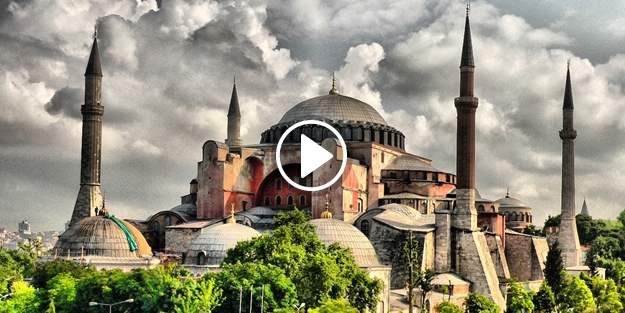 Ayasofya Camii'nde Fetih namazı! Seccadeni al gel
