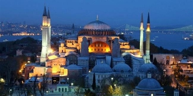 Ayasofya için imza kampanyası başlatıldı