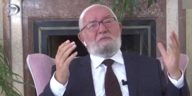 Ayasofya kararını canlı yayında alan Nursaçan Hoca gözyaşlarına boğuldu
