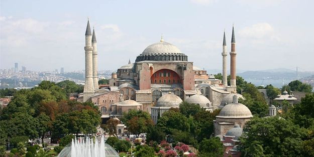 ‘Ayasofya ibadete açılsın’ teklifi