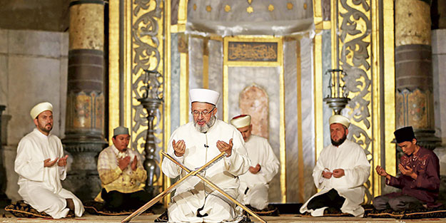 Ayasofya’da hasret sona erdi