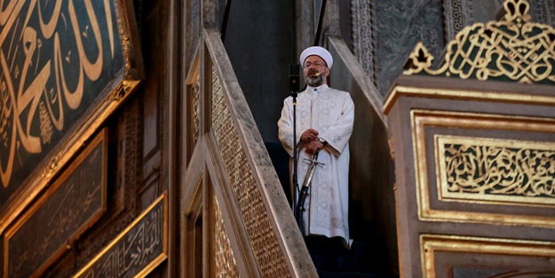 Ayasofya'daki bayram namazında Ali Erbaş'tan önemli uyarılar