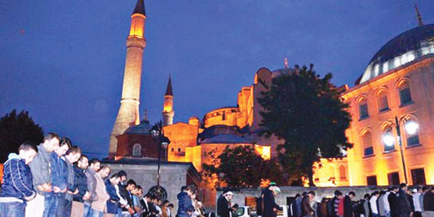 Ayasofya'nın sesi kısık ama öfkesi hâlâ harlı!