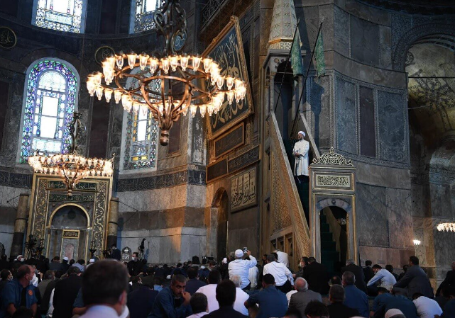 Ayasofya’yı açan adama vefa zamanı