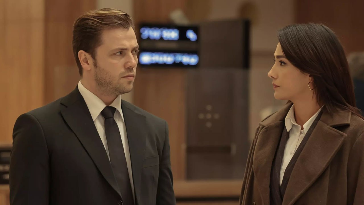 Aybüke Pusat'ın diziden çıkarılmasıyla sessizliğe bürünen Tolga Sarıtaş sessizliğini bozdu