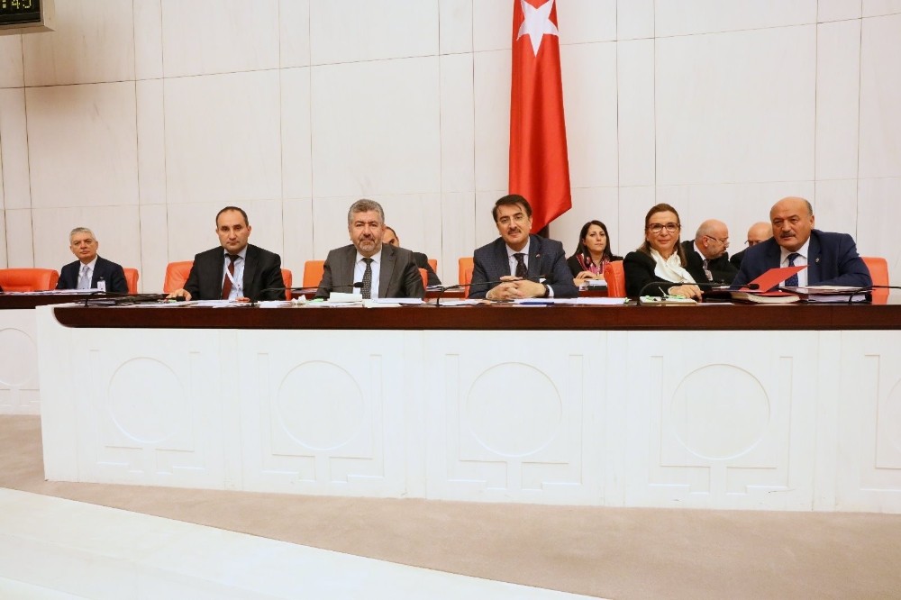 Aydemir: ‘Cumhurbaşkanımız izzetimizdir’ 