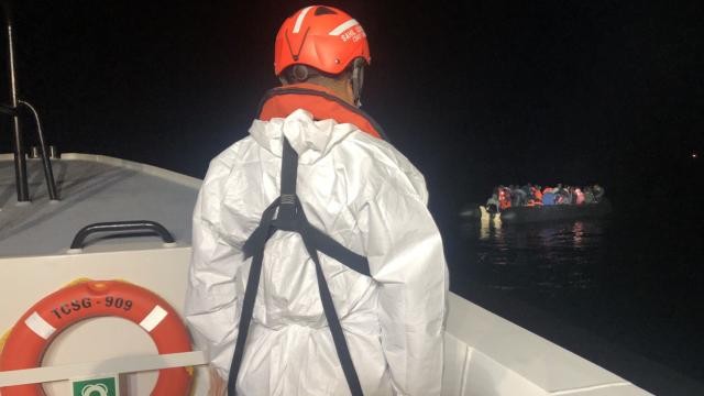 Aydın açıklarında 44 düzensiz göçmen yakalandı