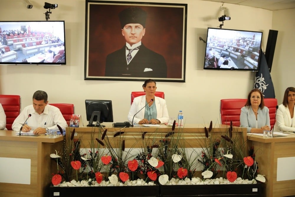 Aydın Büyükşehir Belediye Meclisi’nde örnek karar 